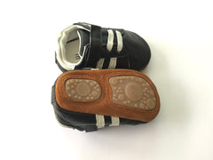 Little Black Trainers (rubber sole)