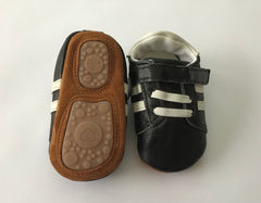 Little Black Trainers (rubber sole)